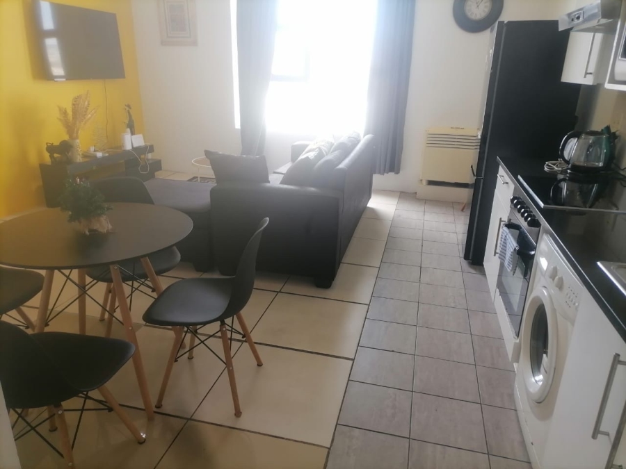 To Let 1 Bedroom Property for Rent in Zonnebloem Western Cape